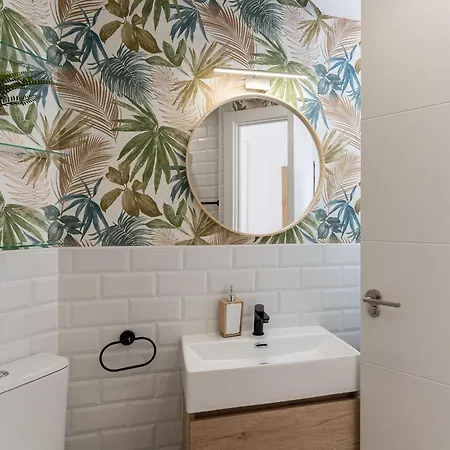 Monkó Salomé Hills